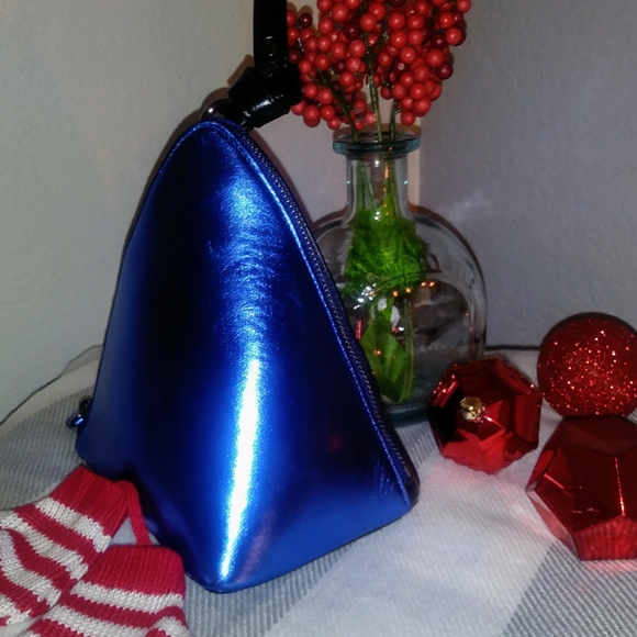 NWT-DVF triangle miaudiere w/ strap - Picture 2 of 6